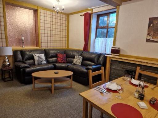 Llandysilio Ty Llew酒店 外观 照片