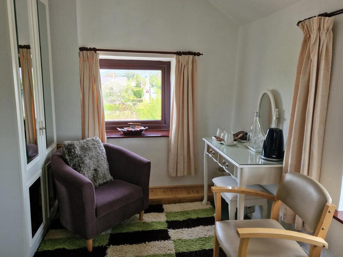 Llandysilio Ty Llew酒店 外观 照片
